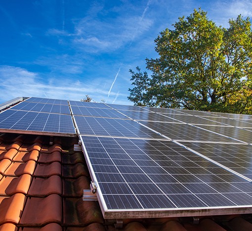Dépannage de vos installations photovoltaïques à Pau