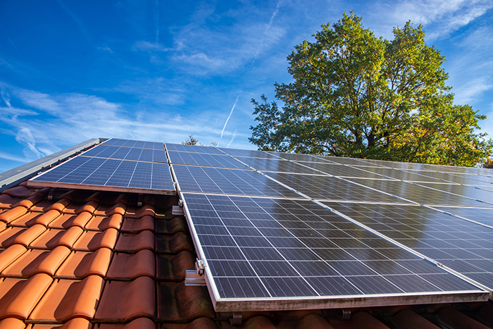 Dépannage de vos installations photovoltaïques à Pau